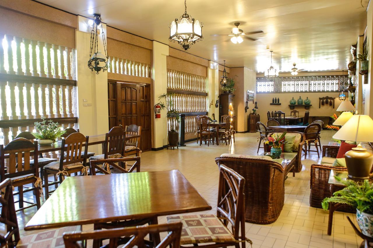 두마구에테 Victoria'S Haven B&B 외부 사진