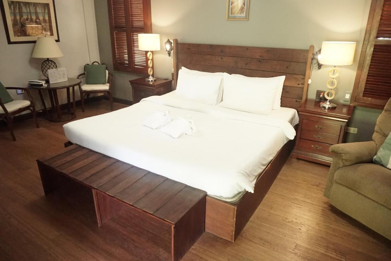 두마구에테 Victoria'S Haven B&B 외부 사진